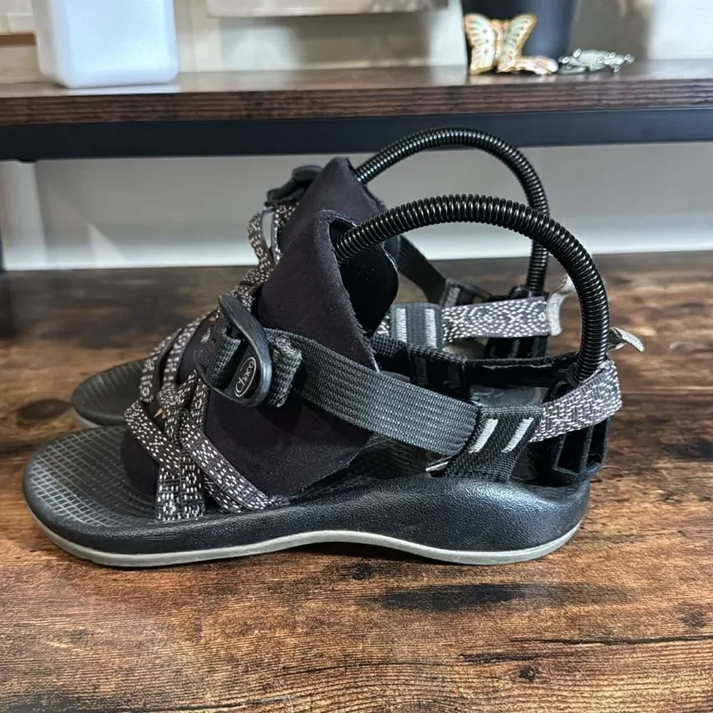 Chaco Kids black and white design sandals‎ Size 3